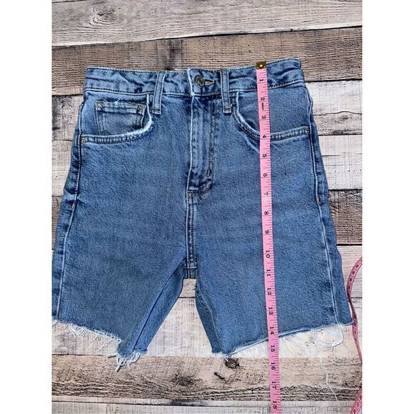ZARA Bermuda Denim Blue Cut Off Jeans | 0 - Picture 4 of 5